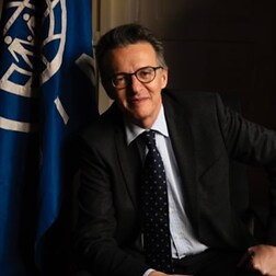 Laurence Hart, direttore dell'Ufficio di Coordinamento per il Mediterraneo dell'OIM su emergenza rifugiati Afghanistan - RaiPlay Sound