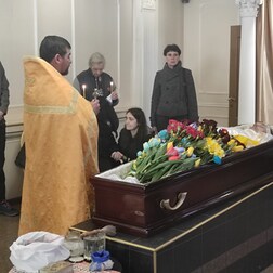 Il funerale di Dimitri a Mykolaiv - RaiPlay Sound
