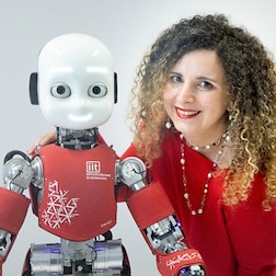 Alessandra Sciutti porta i robot a lezione di empatia - RaiPlay Sound