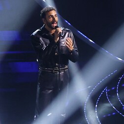 Sanremo 2023 prima serata Marco Mengoni canta 'Due vite' - RaiPlay Sound
