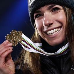 La meravigliosa Marta Bassino, medaglia d'oro nel Supergigante ai Mondiali di sci alpino di Méribel - RaiPlay Sound